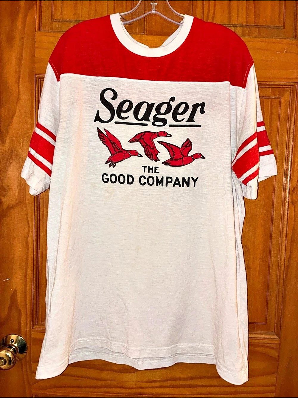 Seager Co Riggins Crew Graphic Tee Red White Flying Ducks Stripe Sleeve XXL